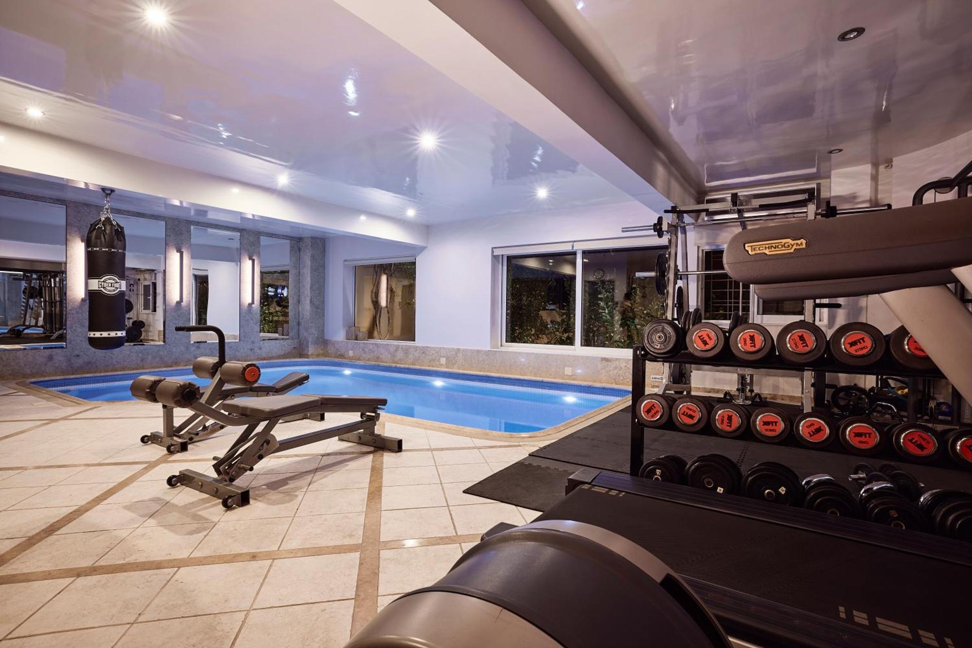 Elaia Luxury Residences Atene Esterno foto